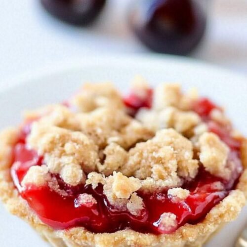 Cherry Crumb Pie Minis