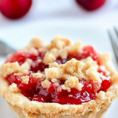 Cherry Crumb Pie Minis