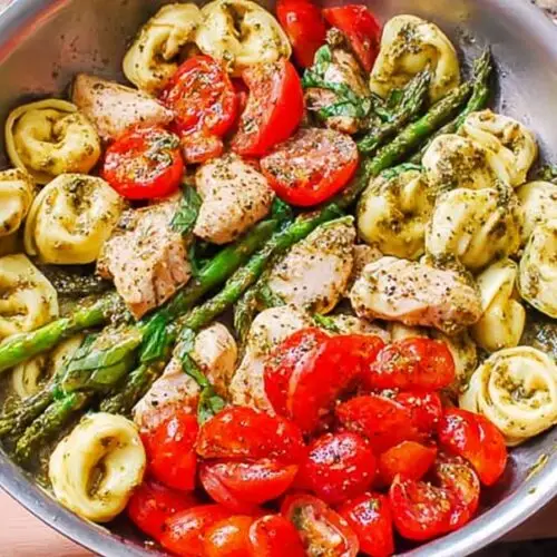 Pesto Chicken Tortellini and Veggies