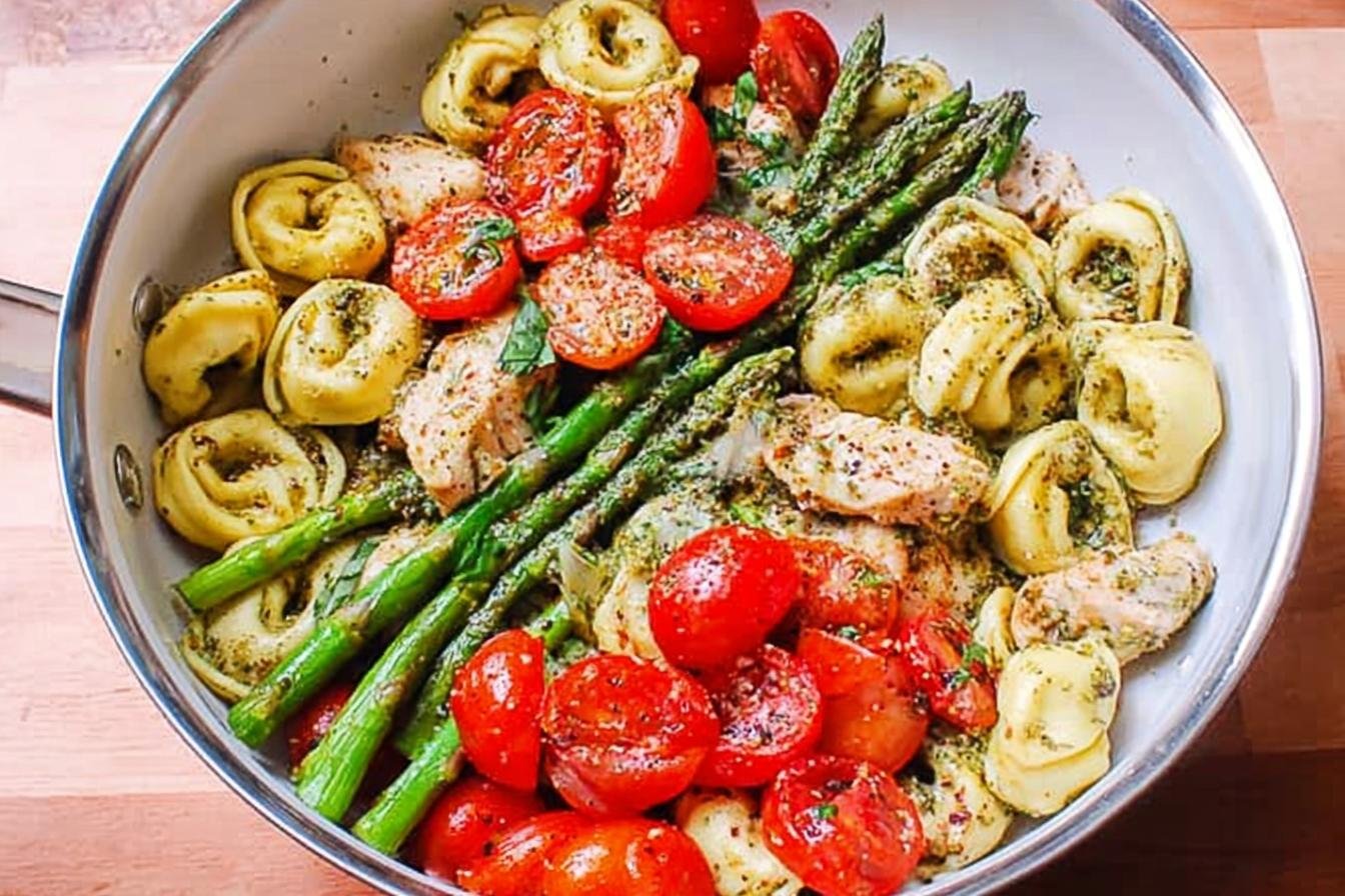 Spring Pesto Chicken Tortellini and Veggies
